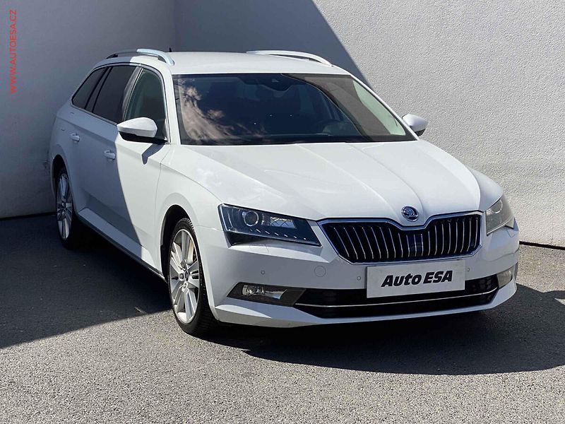 Škoda Superb (2017) 2.0 TDi, Style, STK6/28 - fotografie inzerátu