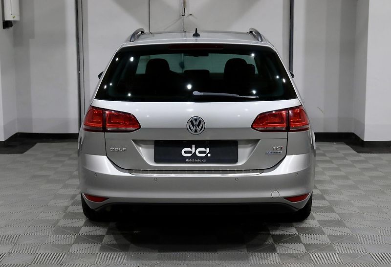 Volkswagen Golf 7 Variant 1.4 TSI 90 kW - fotka 7 z 37