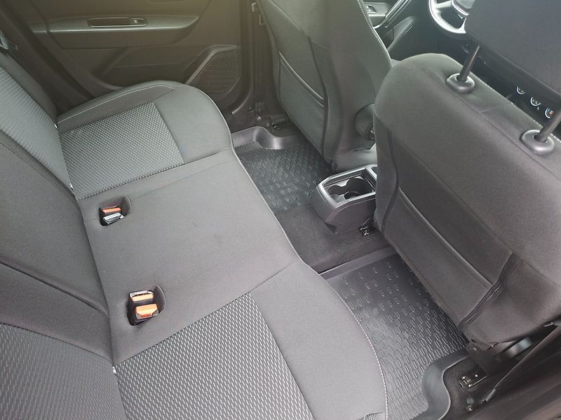 Dacia Duster (2020) 1.0TCe 74kW -1.MAJITEL-T.ZAŘ. - fotka 21 z 31
