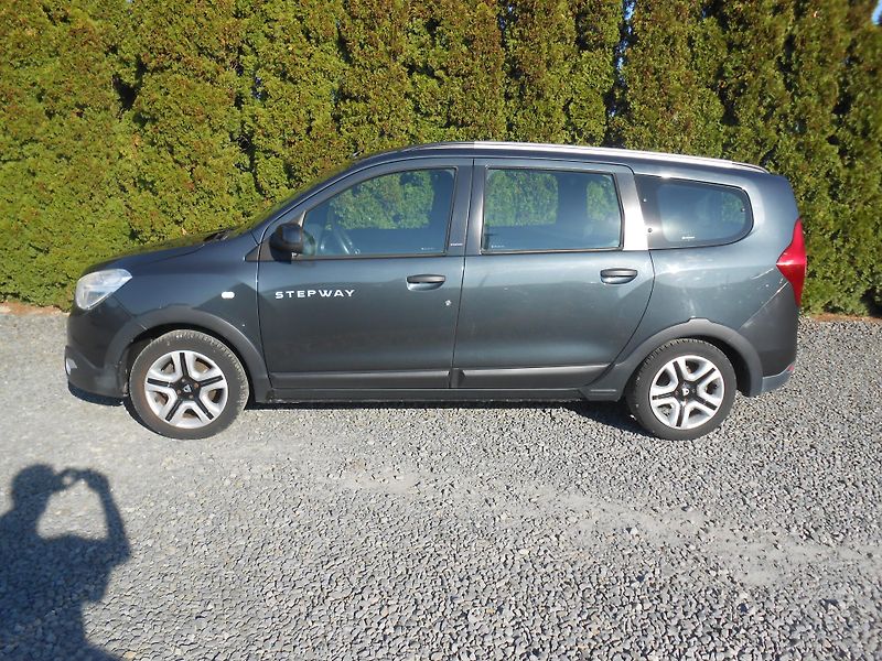 Dacia Lodgy STEPWAY,7Míst,NAVI,75TKm!! - fotka 36 z 38