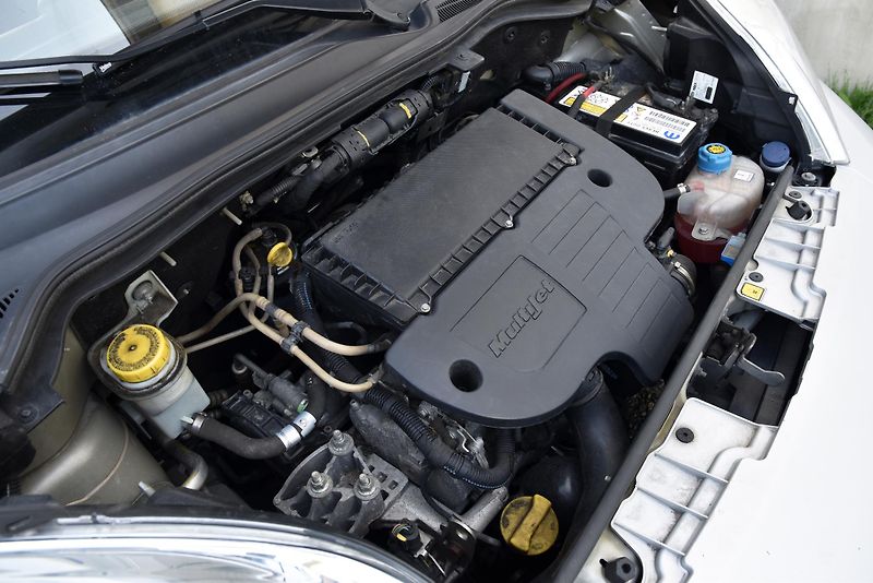 Fiat Qubo 1.3 MultiJet,KLIMA,PDC,ALU16 - fotka 43 z 44