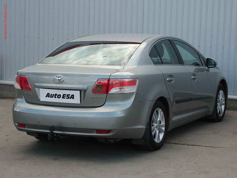 Toyota Avensis (2009) 1.8i, ČR, AC - fotka 4 z 19