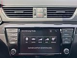 Škoda Superb (2017) 2.0 TDi, ČR, SportLine, DSG - náhled 18