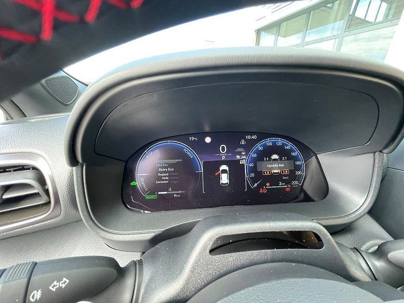 Toyota Yaris Cross 1.5 Hybrid 130k GR SPORT TECH - fotka 21 z 31
