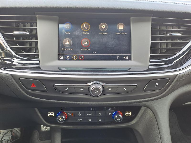 Opel Insignia 2,0 CDTi 1.MAJITEL,KOUPENO CZ - fotka 15 z 24