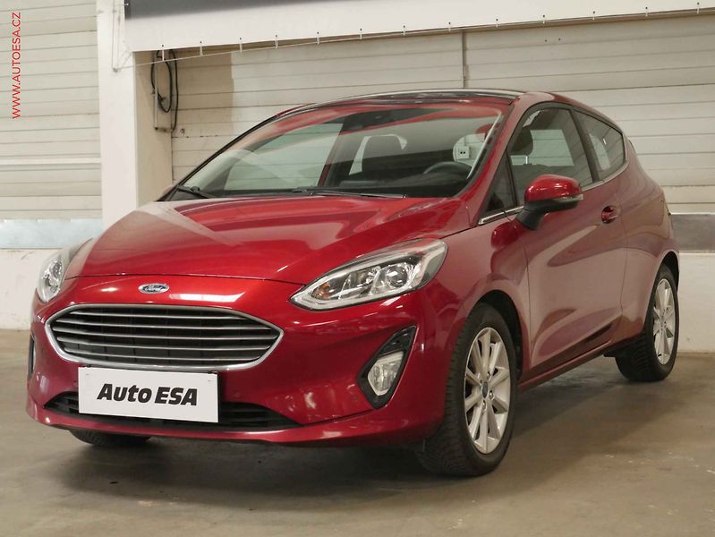 Ford Fiesta (2017) 1.0 EB, Titanium, kamera - fotka 3 z 18