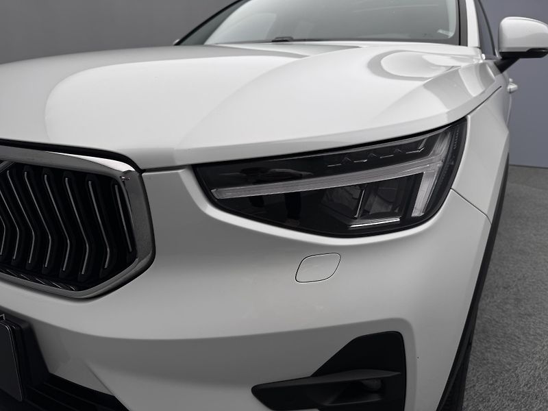 Volvo XC40 B4 AWD ULTIMATE CZ - fotka 22 z 49