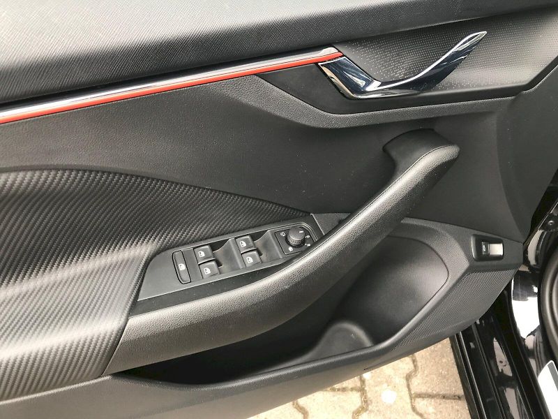 Škoda Scala (2025) MONTE CARLO 1,5 TSI - fotka 18 z 27