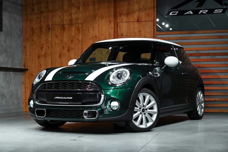Mini Cooper S - fotka 3 z 20
