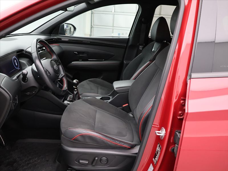Hyundai Tucson 1,6 T-GDI 110kW CZ N-Line - fotka 12 z 37