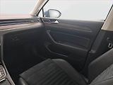 Volkswagen Passat (2016) Highline 2.0 TDI, Kůže, Navi - náhled 8