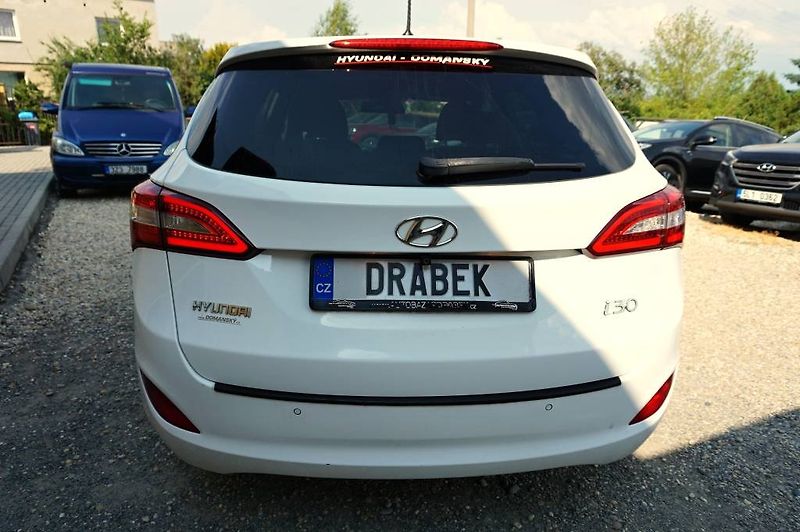 Hyundai i30 (2016) CZECH GO! 1,6 GDI 99 kW - fotka 5 z 44