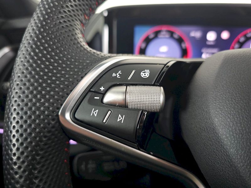 Škoda Kodiaq (2025) 2.0TSI RS 195kW DSG 7S PANORAM - fotka 24 z 29