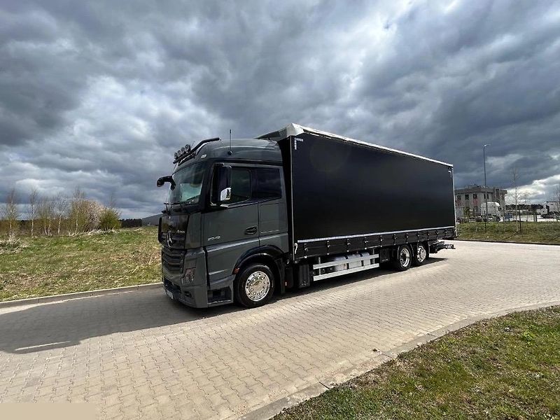 Mercedes-Benz Actros (2022) 2545 6x2 shrnovačka EURO 6 - fotka 4 z 16