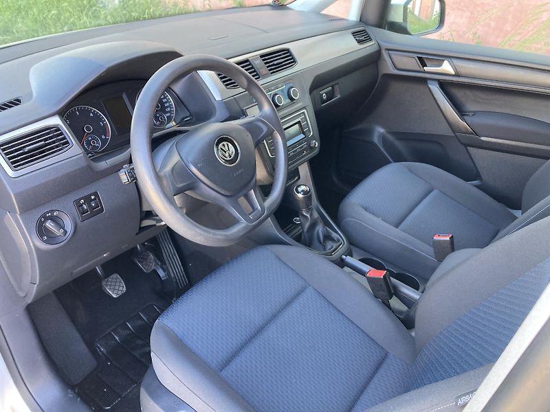Volkswagen Caddy (2019)  MAXI 2,0TDi 7 míst záruka km - fotka 14 z 21