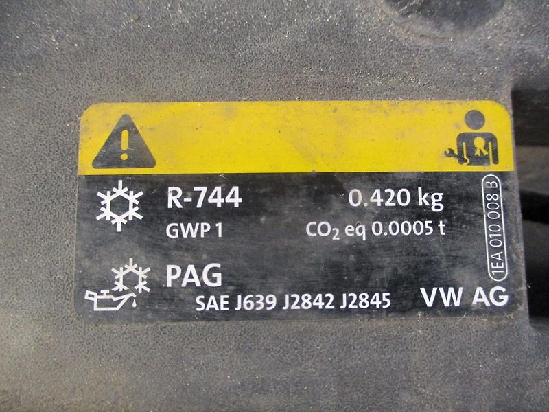 Volkswagen ID.4 150kW/77KWh PRO PERFO TEP.Č*TZ - fotka 43 z 50
