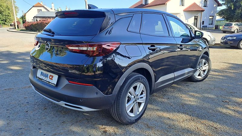 Opel Grandland X 1.2 Turbo S&S NAVI - fotka 6 z 26