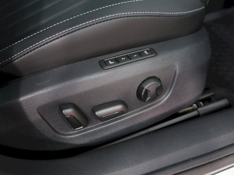 Škoda Superb (2023) iV SPORTLINE 1.4TSI 160KW DSG - fotka 15 z 48