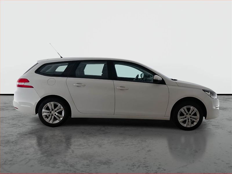Peugeot 308 (2017) 1.6 BlueHDi, Serv.kniha - fotka 6 z 19