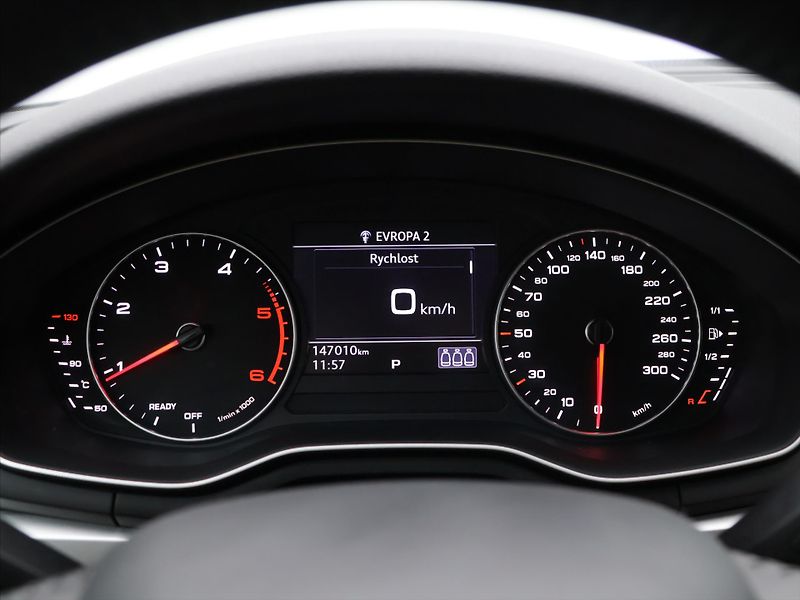 Audi A4 Avant 2,0 TDI 110kW Stronic LE - fotka 19 z 40