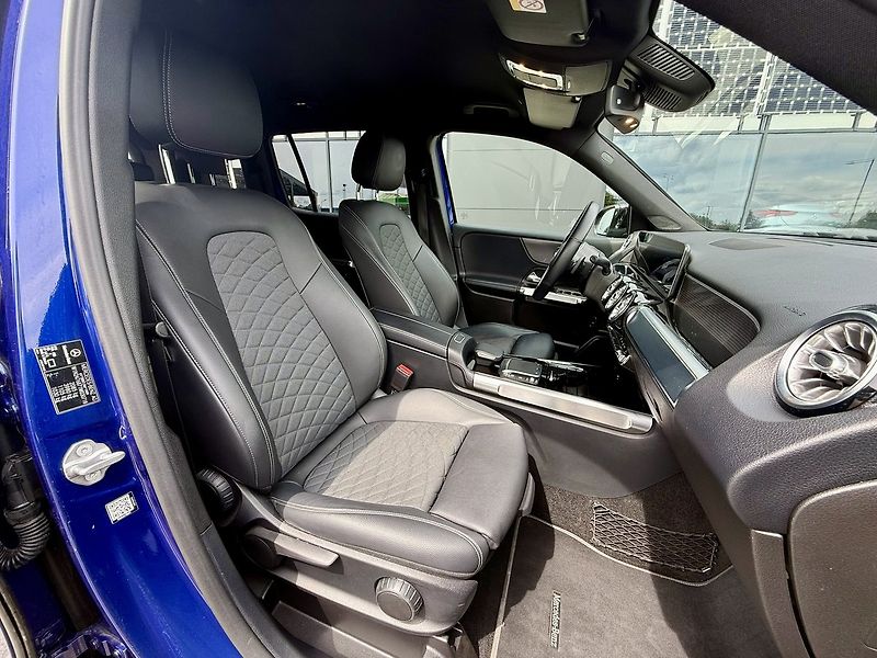 Mercedes-Benz GLB (2020) 200 - fotka 36 z 43