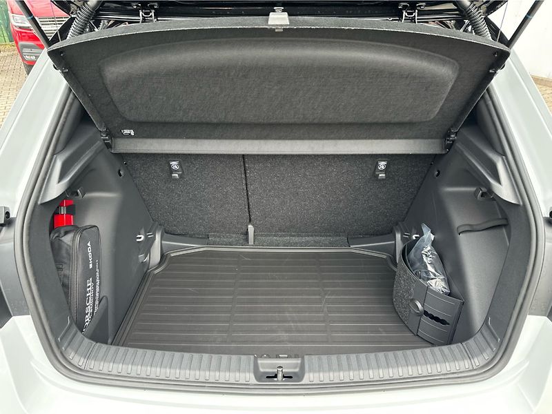 Škoda Fabia Monte Carlo 1,0 TSI 85 kW 7-st - fotka 20 z 24