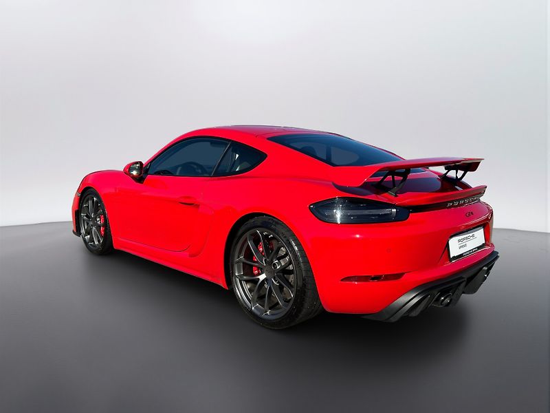Porsche Cayman 718 GT4 - fotka 3 z 28