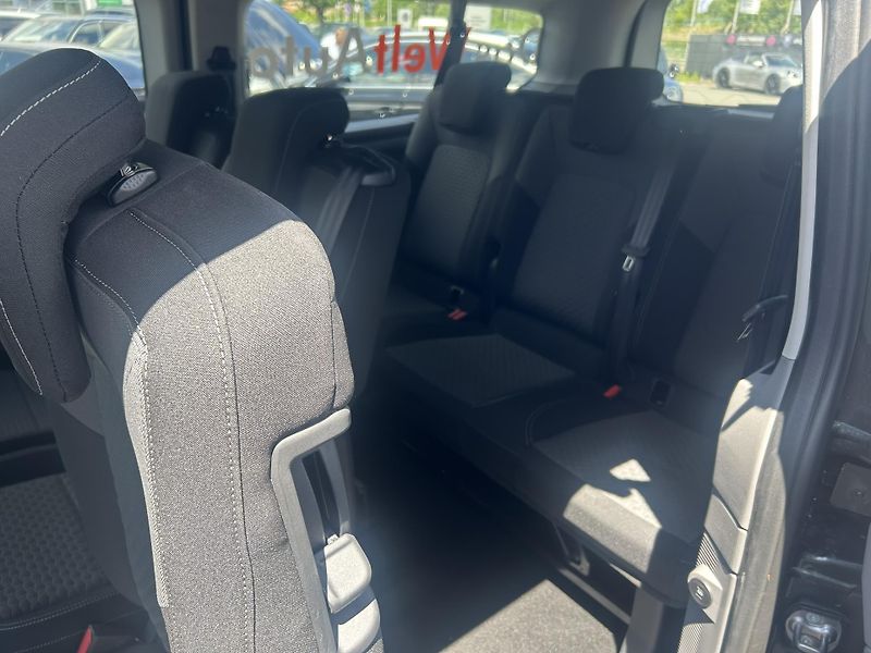 Volkswagen Caravelle 2.0TDI 110kW - fotka 13 z 27