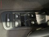 Volkswagen Golf (2016) 1.6 TDi, Lounge, DSG - náhled 18