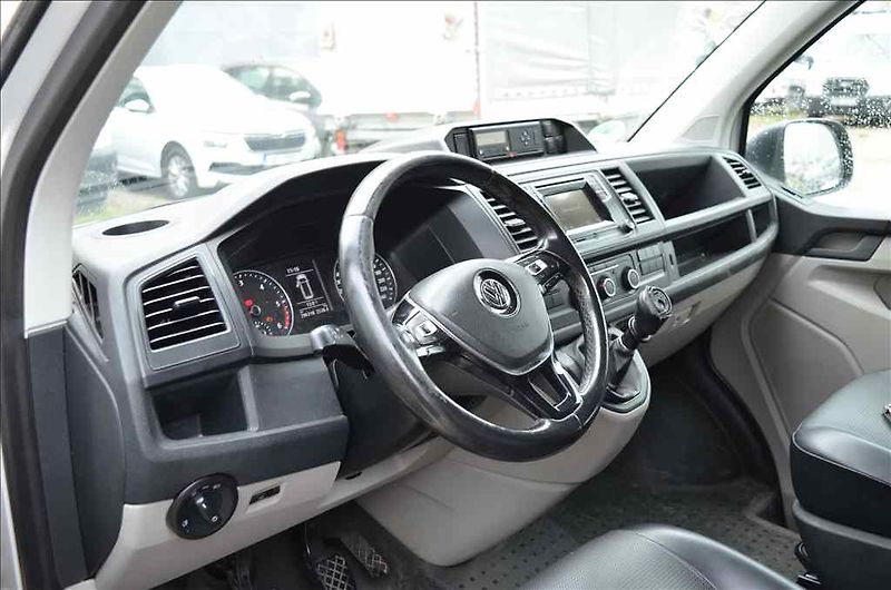Volkswagen Ostatní (2018) COMBI 2,0 TDI - fotka 11 z 21