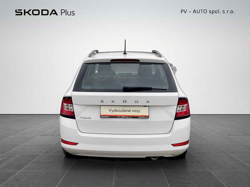 Škoda Fabia (2021) 1.0 TSI 70kW Ambition Plus Com - fotka 24 z 30