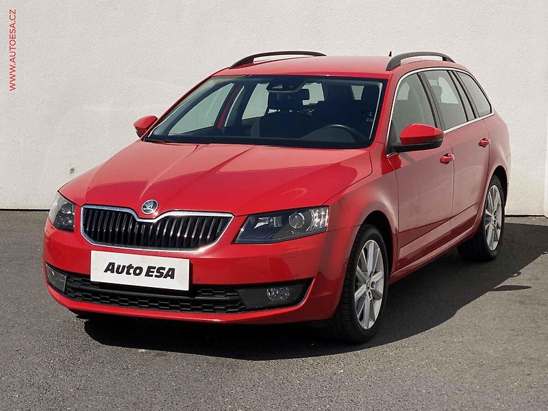 Škoda Octavia (2013) 1.6 TDi, Elegance, DSG - fotka 3 z 18
