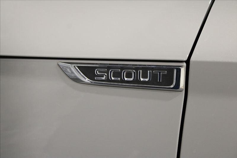 Škoda Octavia 2,0 TDI Scout 4x4 DSG 1.majite - fotka 38 z 40