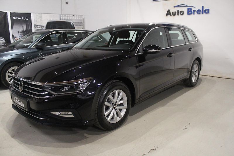 Volkswagen Passat Variant (2023) Manuál 110kW Matrix Tažné - fotka 6 z 29