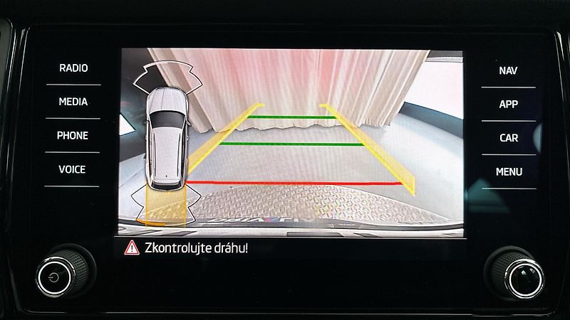 Škoda Kodiaq 2.0 TSI DSG 4x4 RS - fotka 12 z 32