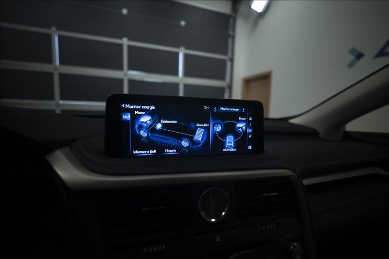 Lexus RX 3,5 AWD HYBRID 1. MAJITEL ČR - fotka 26 z 50