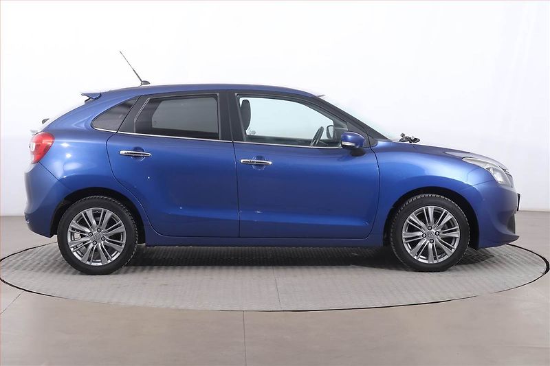 Suzuki Baleno (2017) 1.0 BoosterJet, Serv.kniha - fotka 6 z 22