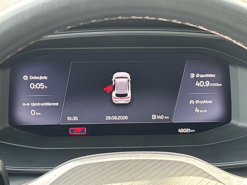 Cupra Formentor (2024) 1.5 TSI DSG - fotka 6 z 32