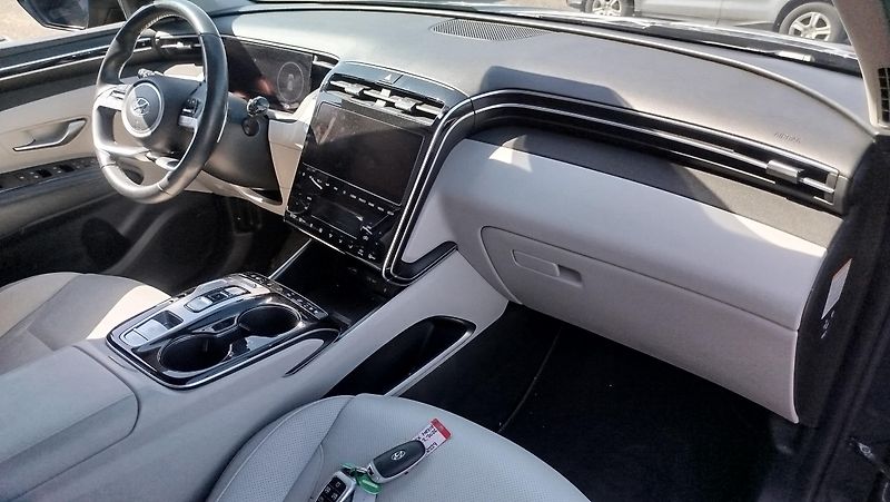 Hyundai Tucson (2023) 1.6 T-GDI Plug-in-Hybrid  4x4  - fotka 25 z 34