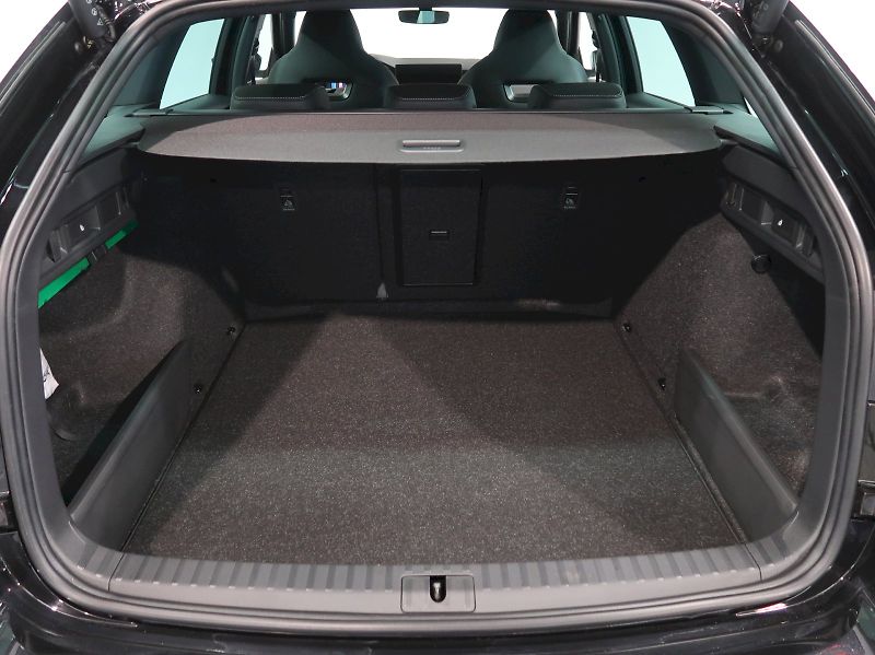 Škoda Octavia (2025) SPORTLINE 2.0TSI 150KW 4x4 DSG - fotka 38 z 40