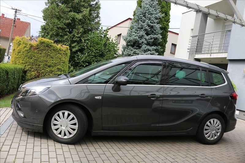 Opel Zafira 1,4 Tourer, Turbo, DSG, 7míst - fotka 6 z 38