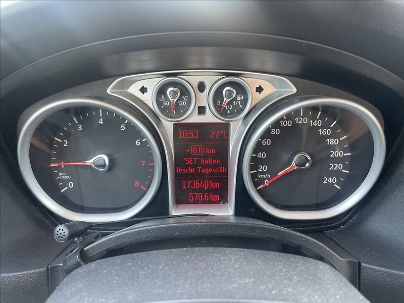 Ford Focus 1,8 i 16V 92kw LPG Titanium - fotka 14 z 29