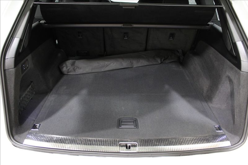 Audi Q7 3,0 TDI quattro  S line - fotka 7 z 37