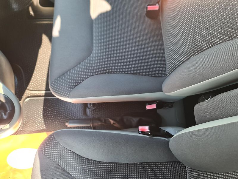Opel Vivaro (2012) LONG 2.0 CDTi HRADEC KRÁLOVÉ - fotka 44 z 89