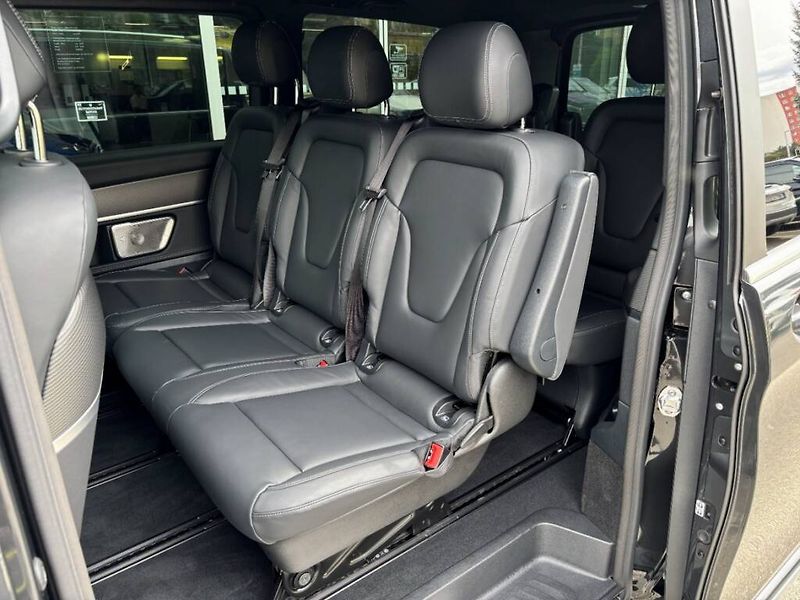 Mercedes-Benz Třídy V (2026) 300 d / Exclusive / L / 4M - fotka 13 z 30