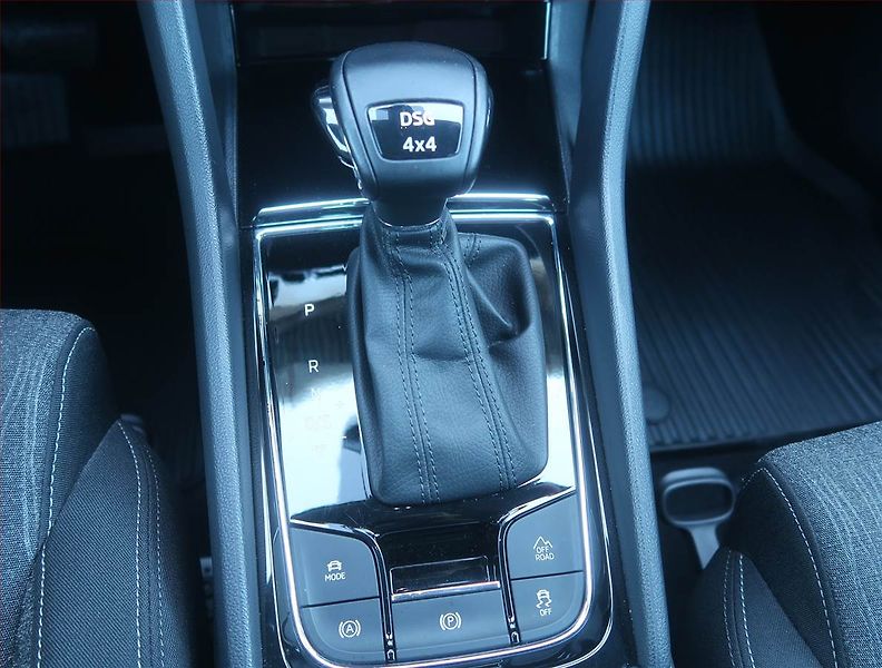 Škoda Karoq (2019) 2.0 TDI - fotka 13 z 18