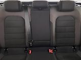 Volkswagen Golf (2017) Comfortline 1.6 TDI, Automat - náhled 10