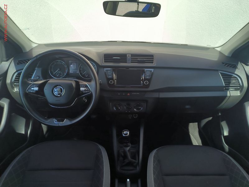 Škoda Fabia (2022) 1.0 TSi, 1.maj,ČR, Ambition - fotka 8 z 19