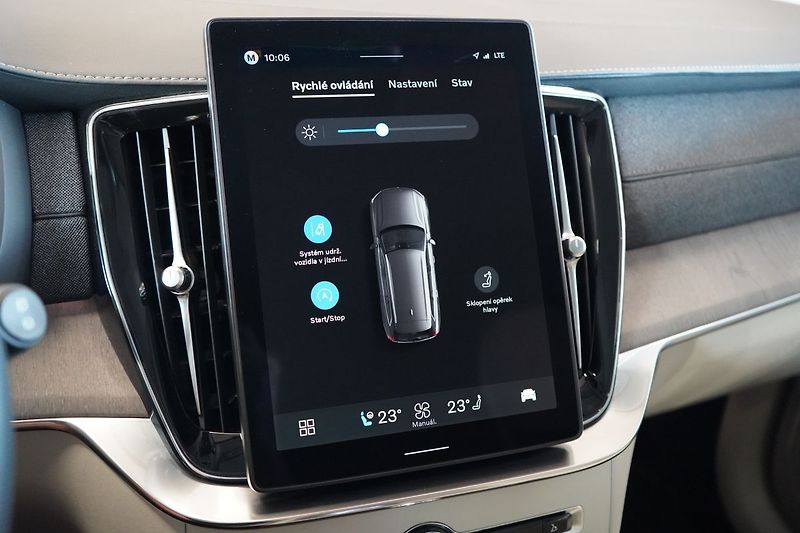 Volvo XC90 B5 PLUS Bright Vzduch, 360° - fotka 32 z 50