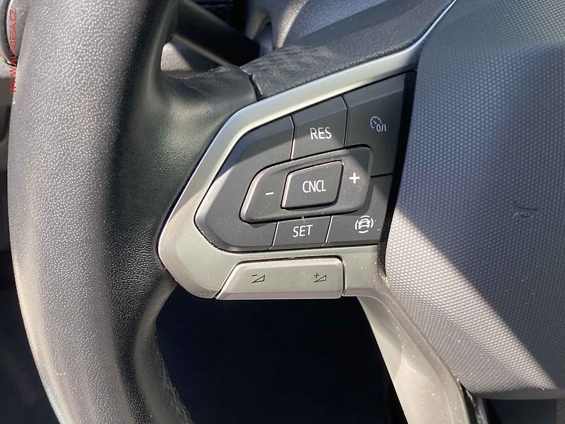 Volkswagen Polo (2021) 1.0 TSi, 2.maj,ČR, Life - fotka 13 z 18